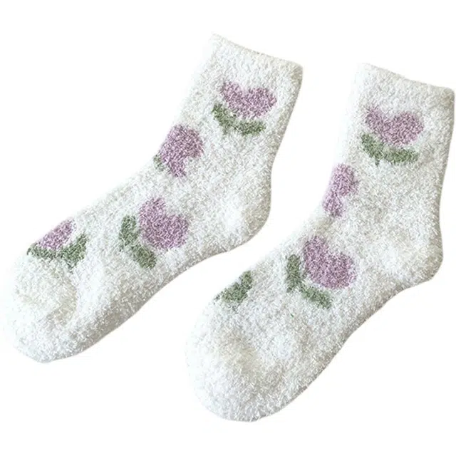 雅鹿 柔软珊瑚绒透气中筒袜 女款