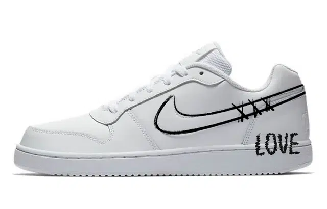 Nike EBERNON Low