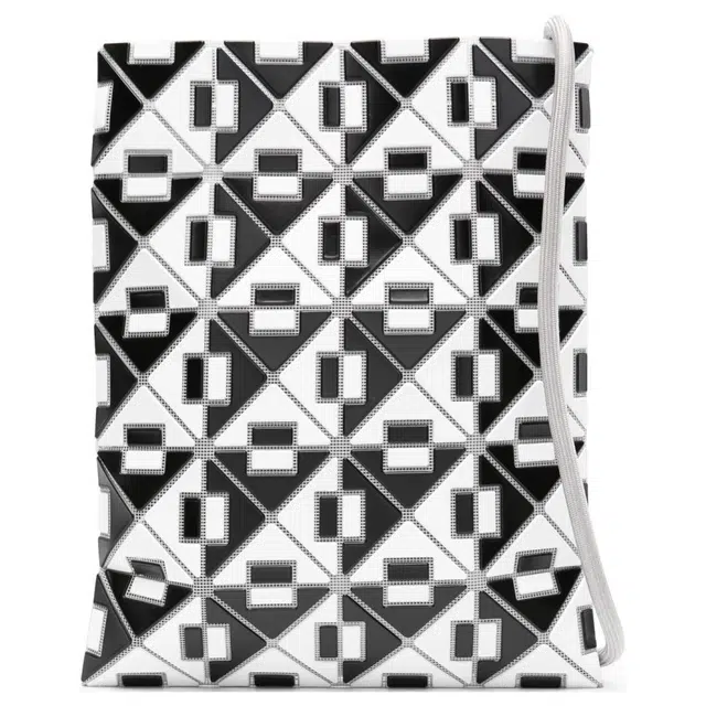 ISSEY MIYAKE CONNECT