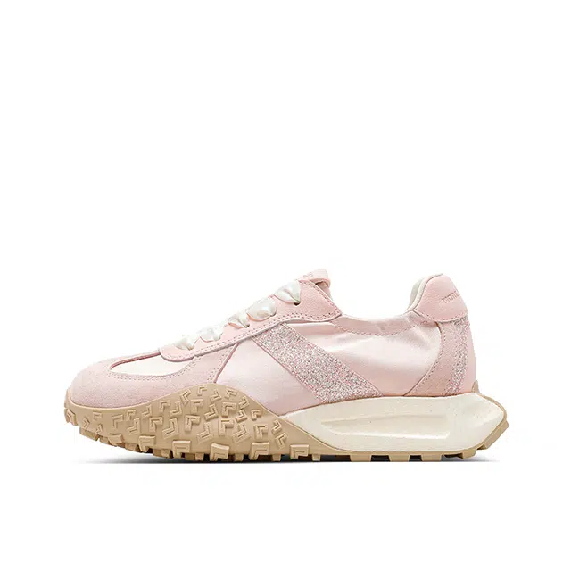 星期六 轻薄透气 新款老爹鞋 女款