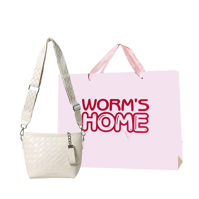 WORM'S HOME PU