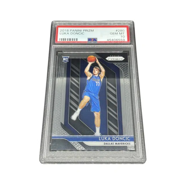 PANINI 2018-19 Prizm Base PSA10