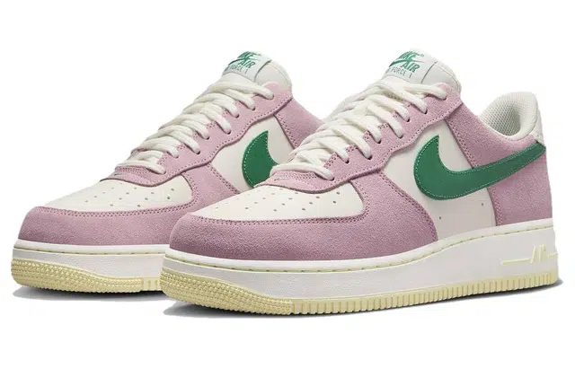 Nike Air Force 1 07 Lv8