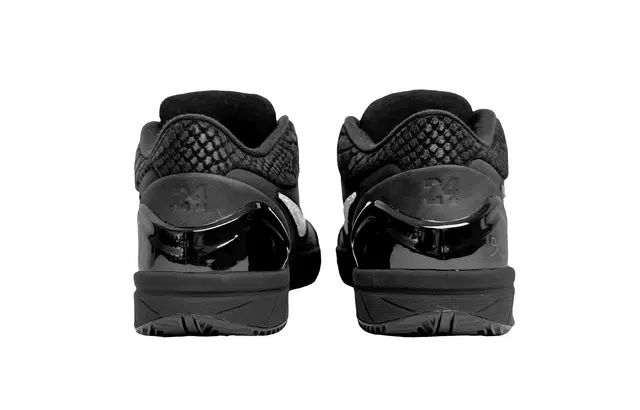 Nike Zoom Kobe 4 "Black Mamba"
