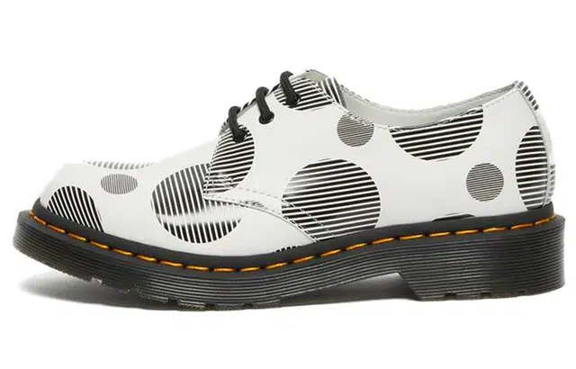 Dr. Martens 1461 White