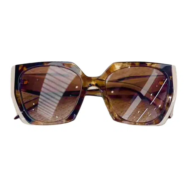 PRADA -