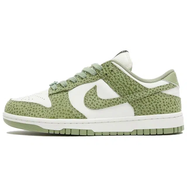 Nike Dunk Low "Safari Print/Oil Green"