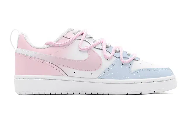 Nike Court Borough Low 520 GS