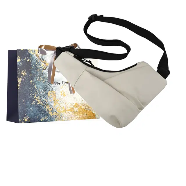 伊曼家 三角包斜挎包时尚休闲胸包轻便大容量胸包 牛津布 单肩包 女款 多色