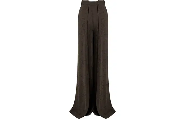URBAN REVIVO SS24