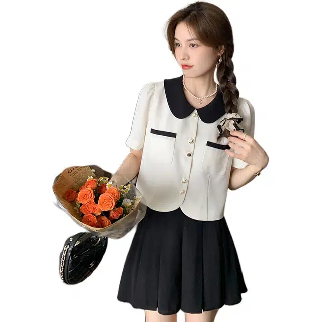 花栗鼠小姐 纯色小香风短袖夹克 女款 米白