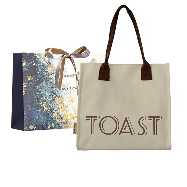 伊曼家 包包时尚休闲托特包印花字母潮流大容量 尼龙布 单肩包 女款 白色/卡其色/黑色