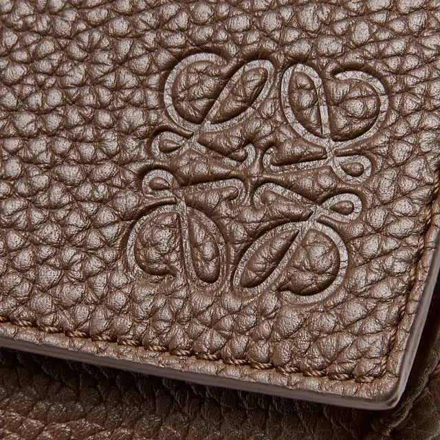 LOEWE Puzzle