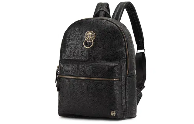 Chusu Black Backpack