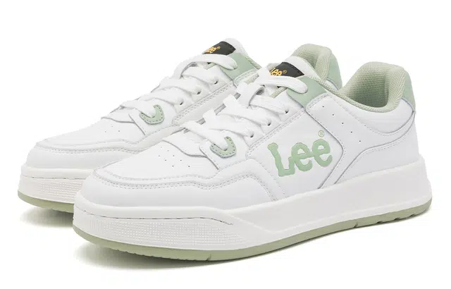 Lee