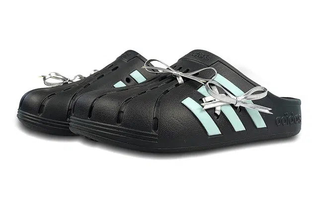 adidas ADILETTE CLOGS GGMZ Y2K