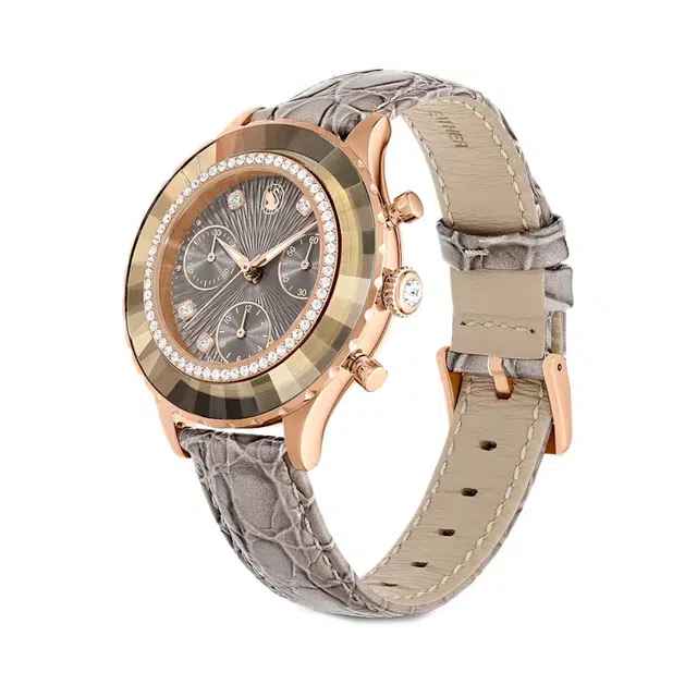 SwarovskiOctea Chrono 42.6*37mm 50