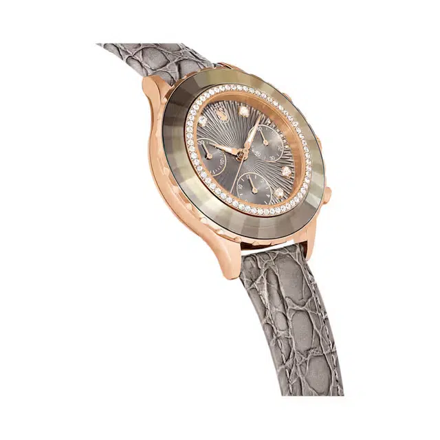 SwarovskiOctea Chrono 42.6*37mm 50