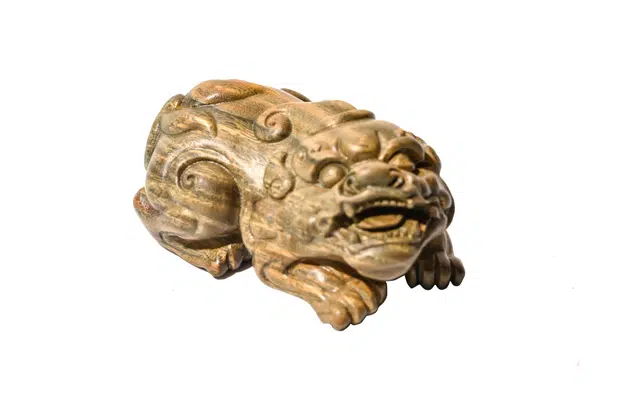 天纵 中式复古木质文玩手桌面小摆件装饰聚财纳福工艺品原木精雕湘工招财貔貅吉祥物高档礼品 檀木 木作把件 男女同款情侣款 绿檀