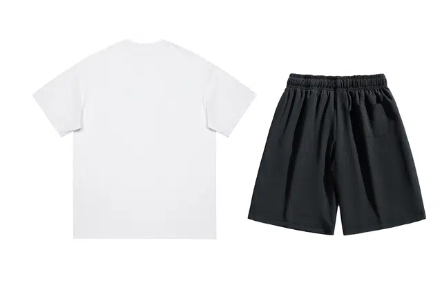 URBAN AUTHENTIC T