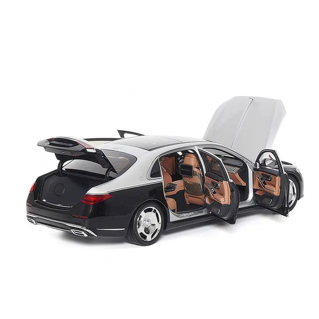 Almost Real 118 S 2021 1008