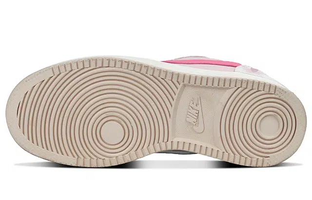 Nike Court Borough Low PRM Y2K vibe