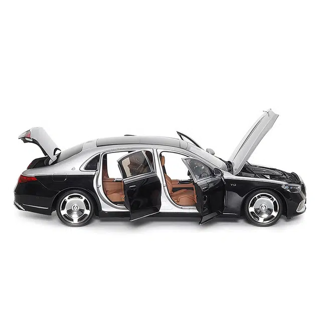 Almost Real 118 S 2021 1008