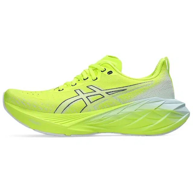 Asics Novablast 4