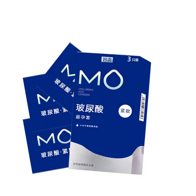 mo003