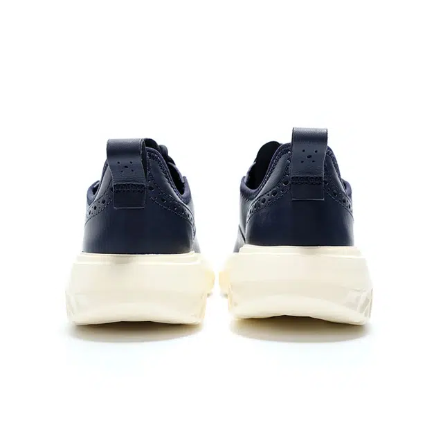 COLE HAAN