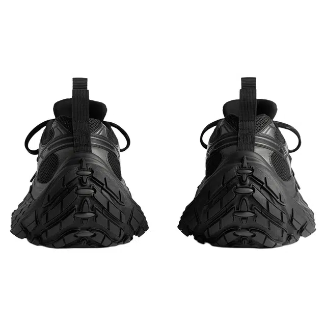 Balenciaga 10XL