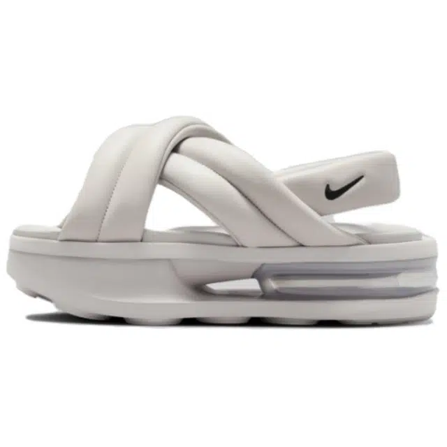 Nike AIR MAX ISLA