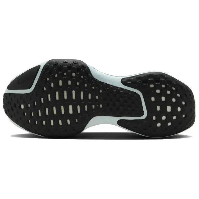 Nike Invincible Run 3
