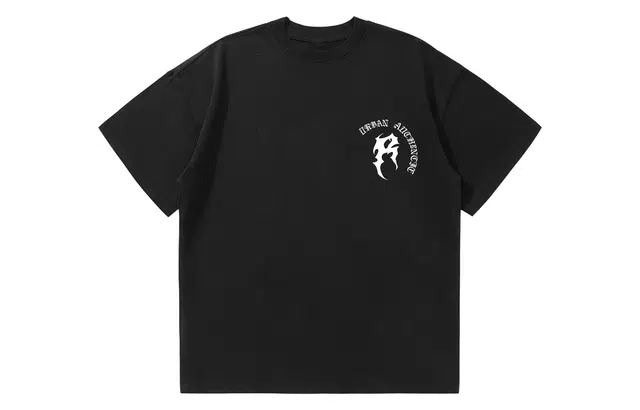 URBAN AUTHENTIC T