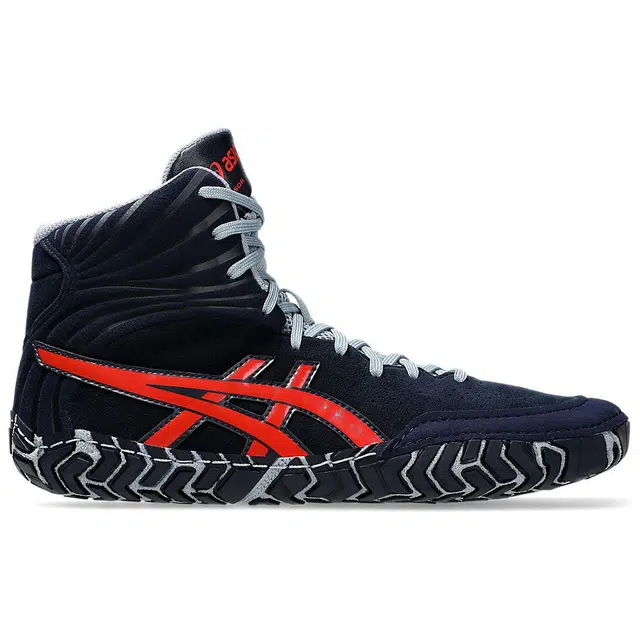 Asics Aggressor 5
