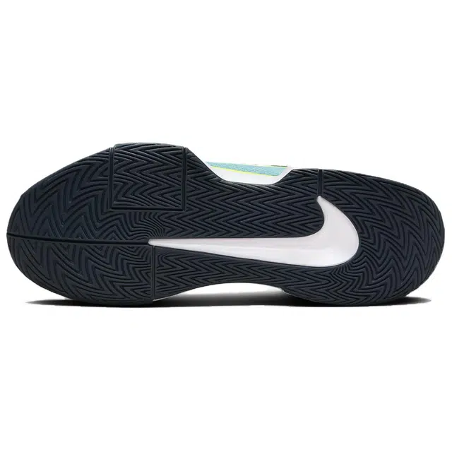 Nike GP Challenge Pro