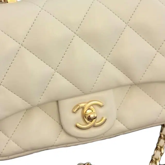 CHANEL Logo