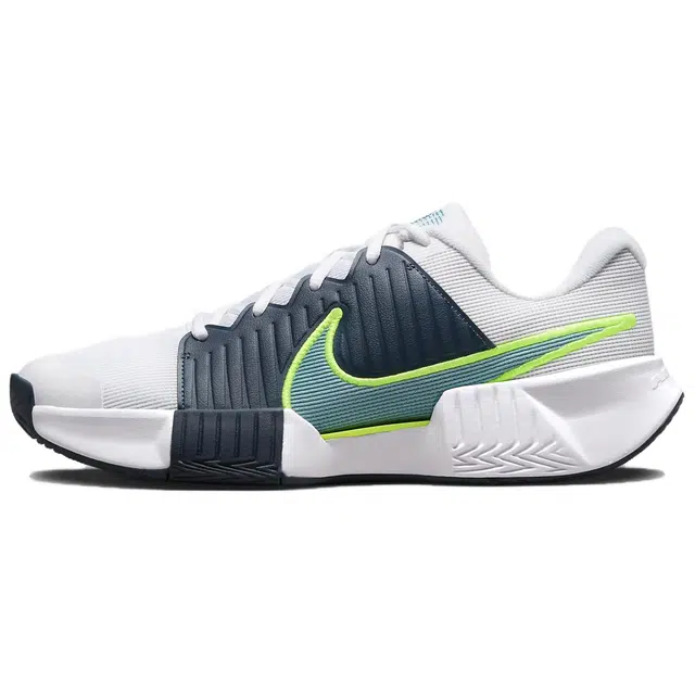 Nike GP Challenge Pro