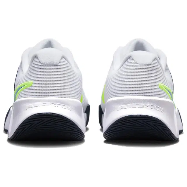 Nike GP Challenge Pro
