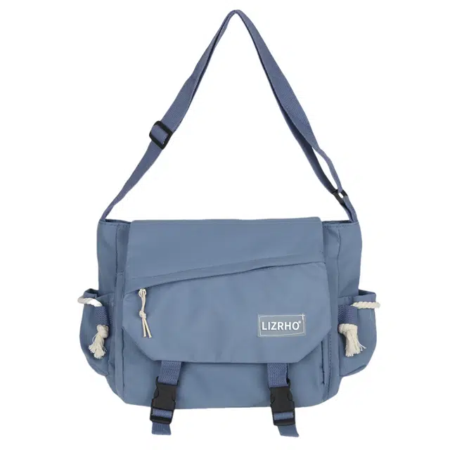 爱尔绅特 大容量原宿复古工装风 锦纶/尼龙 单肩斜挎包 常规 男女同款情侣款 白色 黑色