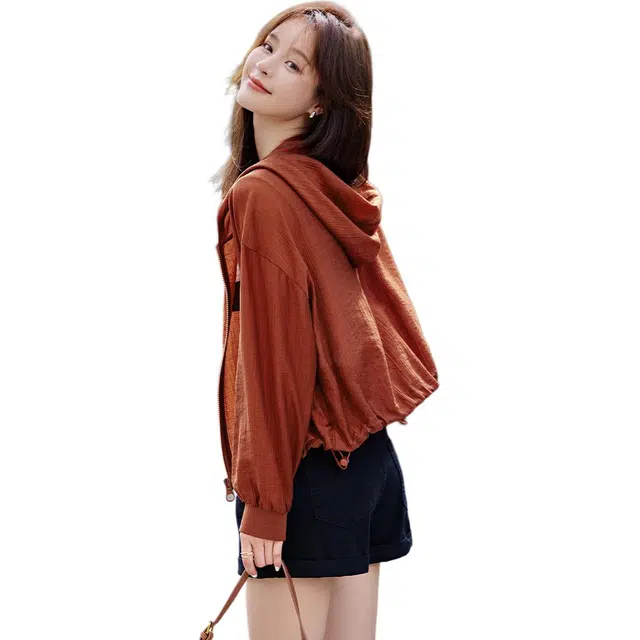 沫晗依美 纯色透气连帽宽松拉链夹克外套 女款 锈红色