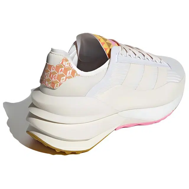 adidas Avryn