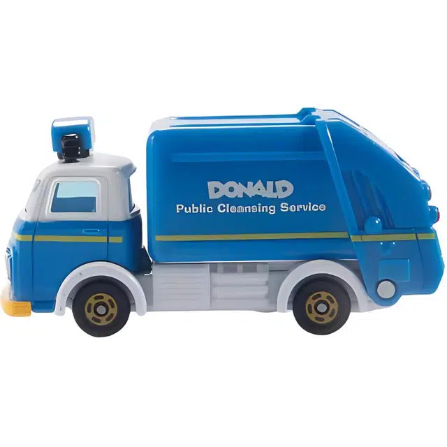 TAKARA TOMY