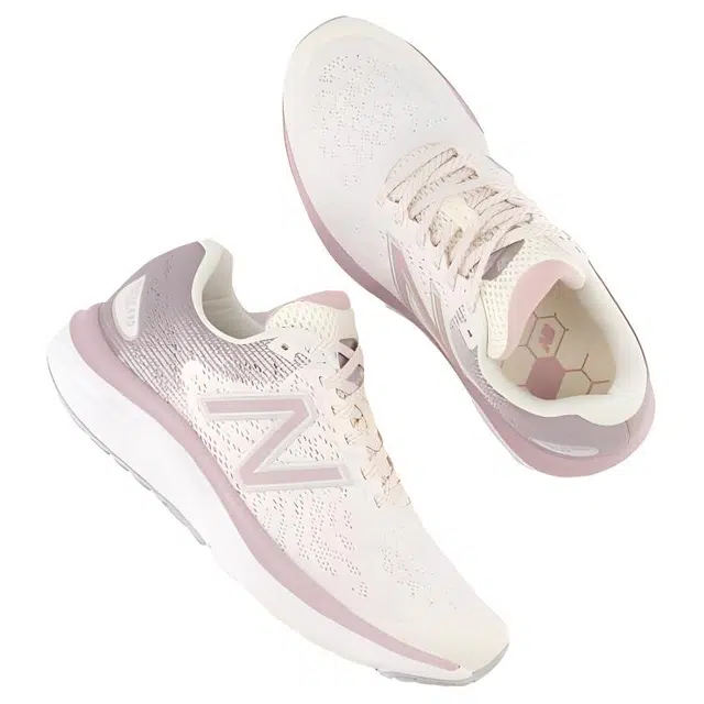 New Balance NB 670 Fresh Foam 680 v7