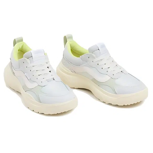 Vans UltraRange