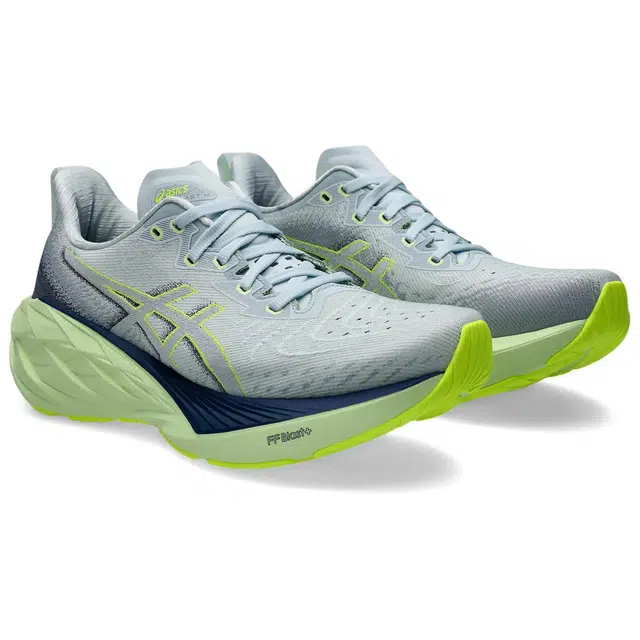 Asics Novablast 4