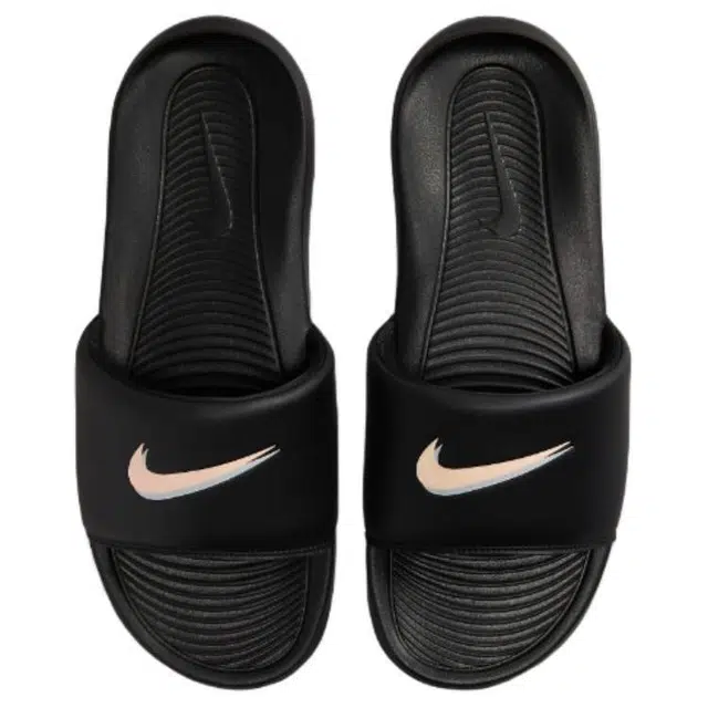 Nike Victori One