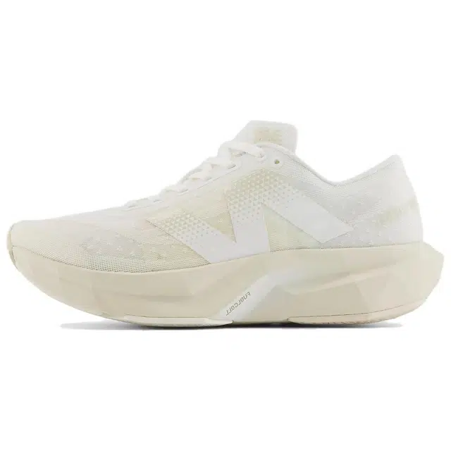 New Balance FuelCell Rebel V4