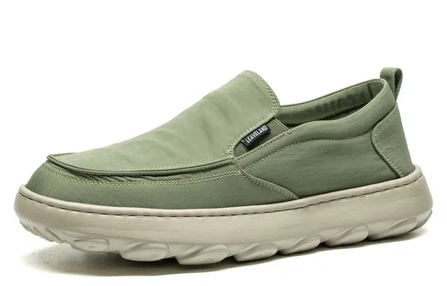 Leaveland Canvas Slip-On