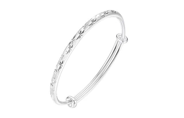 银千惠 满天星系列 小众高级感莫比乌斯时尚素圈百搭通勤优雅气质显白开口可调节推拉款 合金 手镯 女款 银白色 闺蜜同款礼盒装